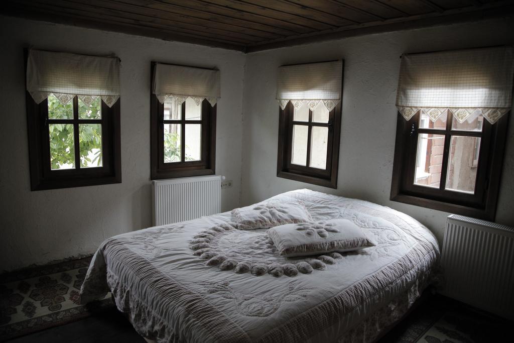 Haci Sakirler Konagi Guest House Mudurnu Екстериор снимка