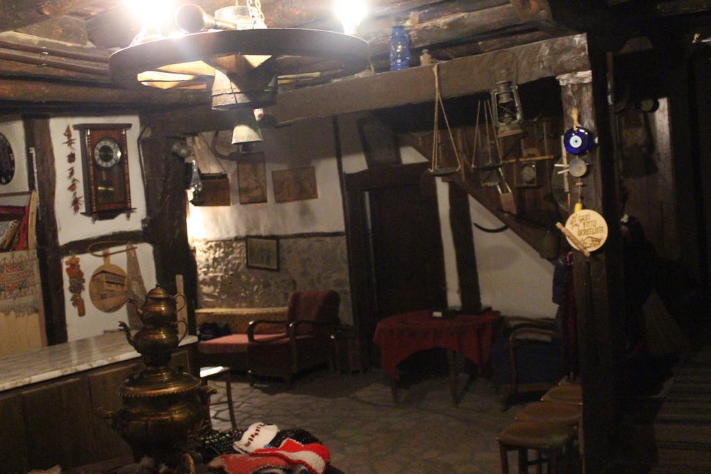 Haci Sakirler Konagi Guest House Mudurnu Екстериор снимка